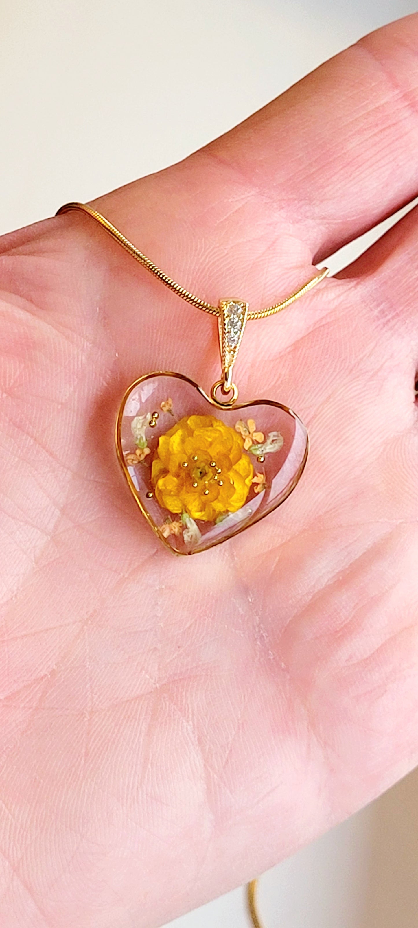 Butter cup flower necklace