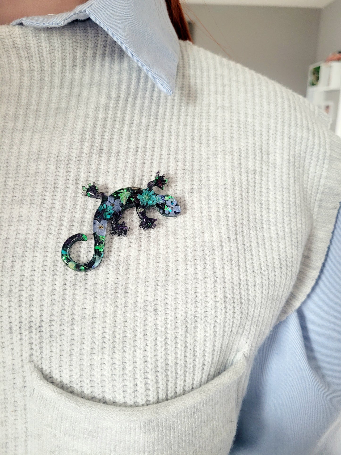 Botanical handcrafted lizard brooch with genuine genista and foget me not flowers, moss