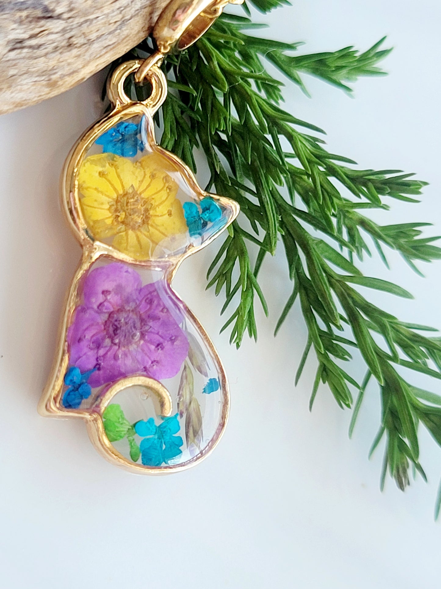 Floral botanical cat necklace. Kitten charm.Kids accessory. Little girl pendant Flower kitty cat necklace pressed flower necklace gift for a girl