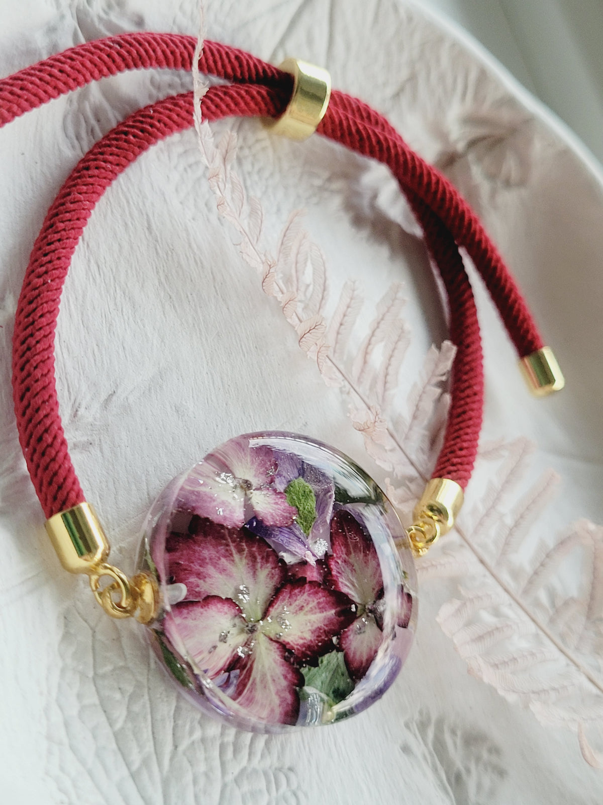 Red hydrangea bracelet. Handcrafted with real flowers. Resin floral jewelry