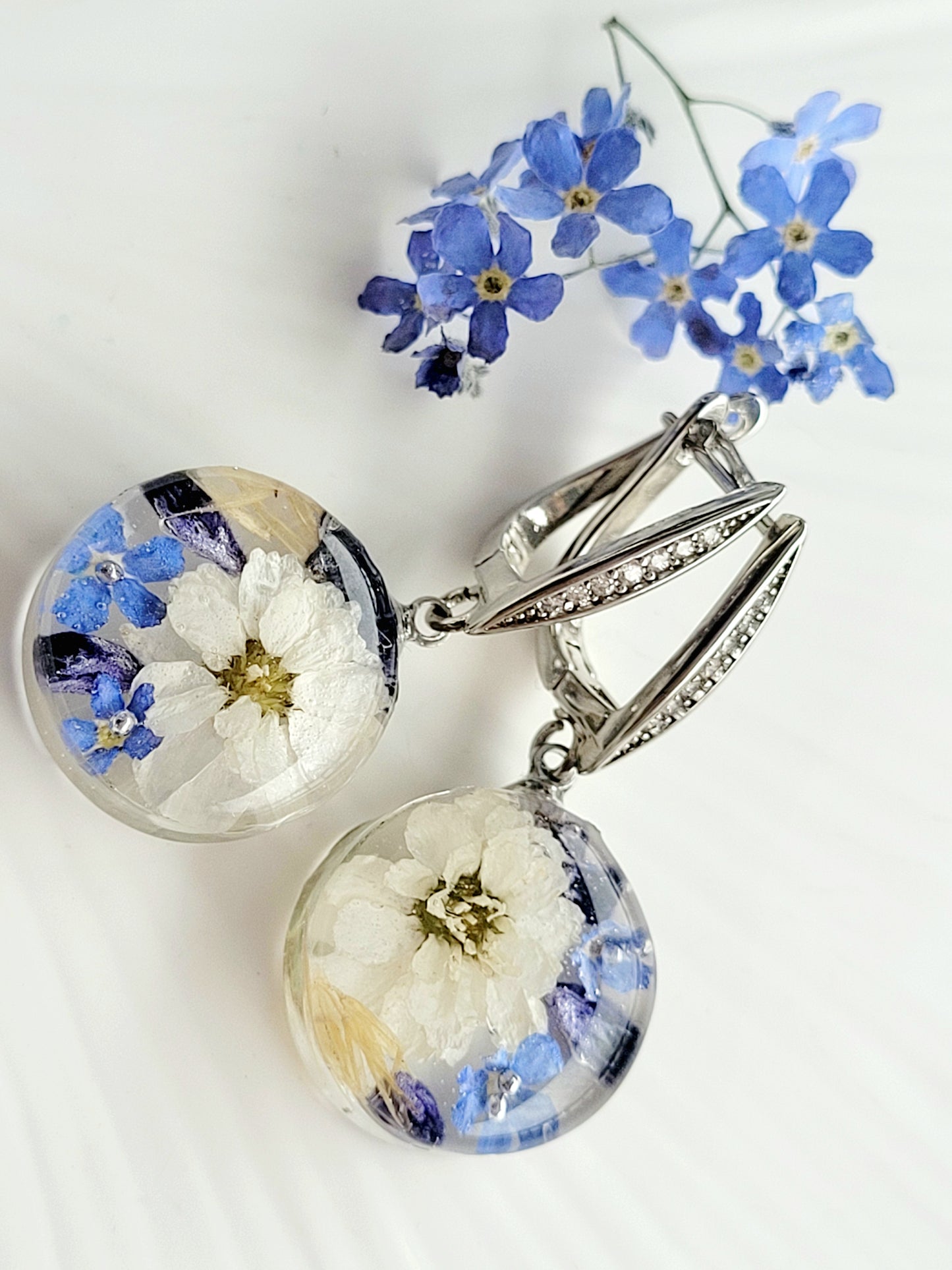 Foget me not and white pearl flower earrings