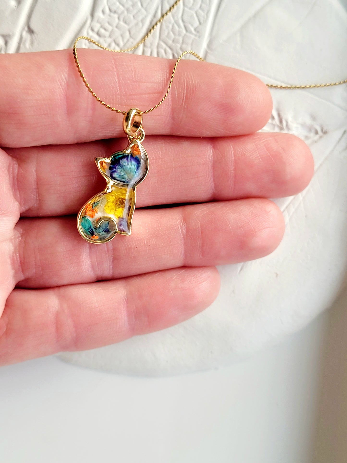 Real flower cat necklace. Kitten charm. Little girl pendant