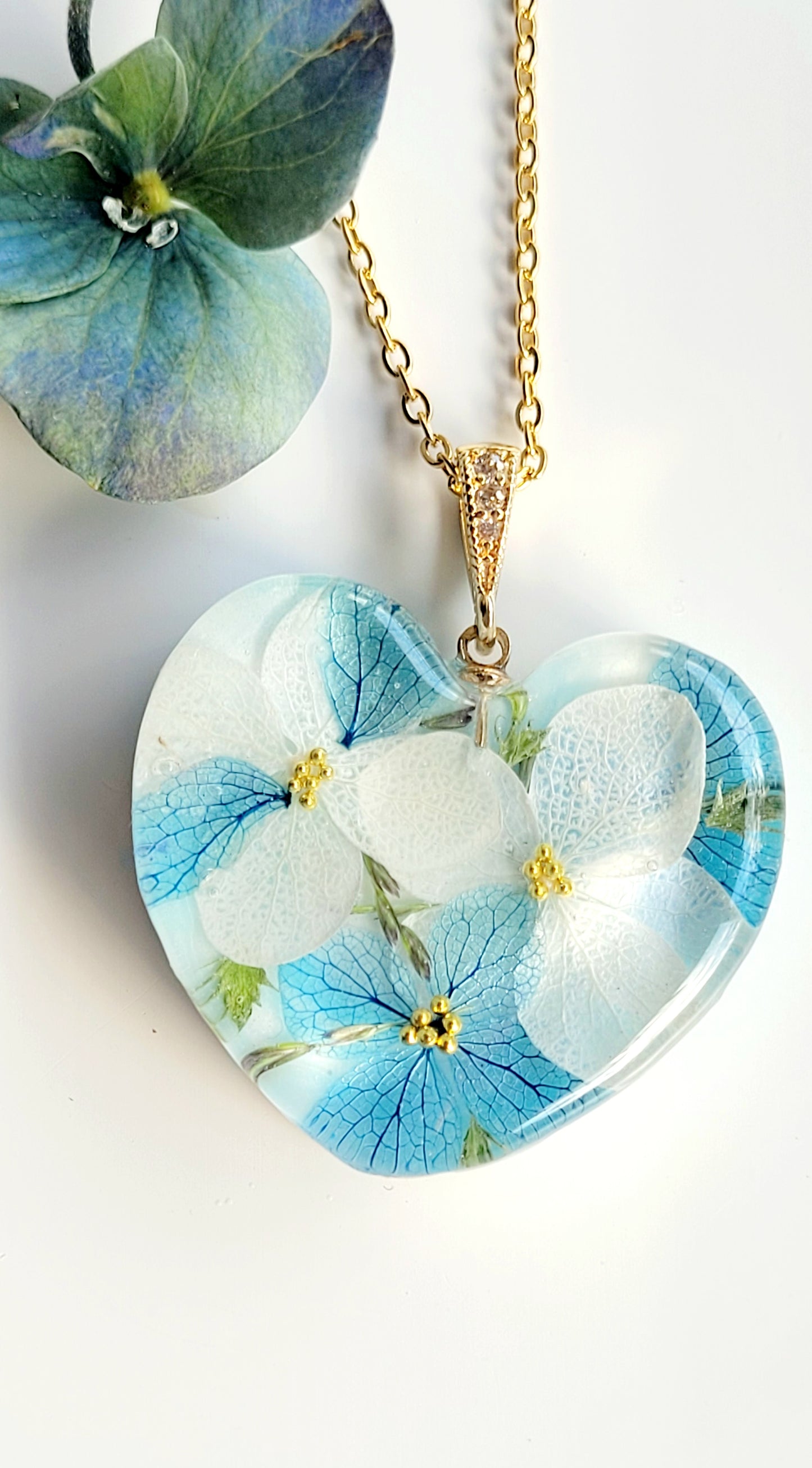 Hydrangea heart necklace