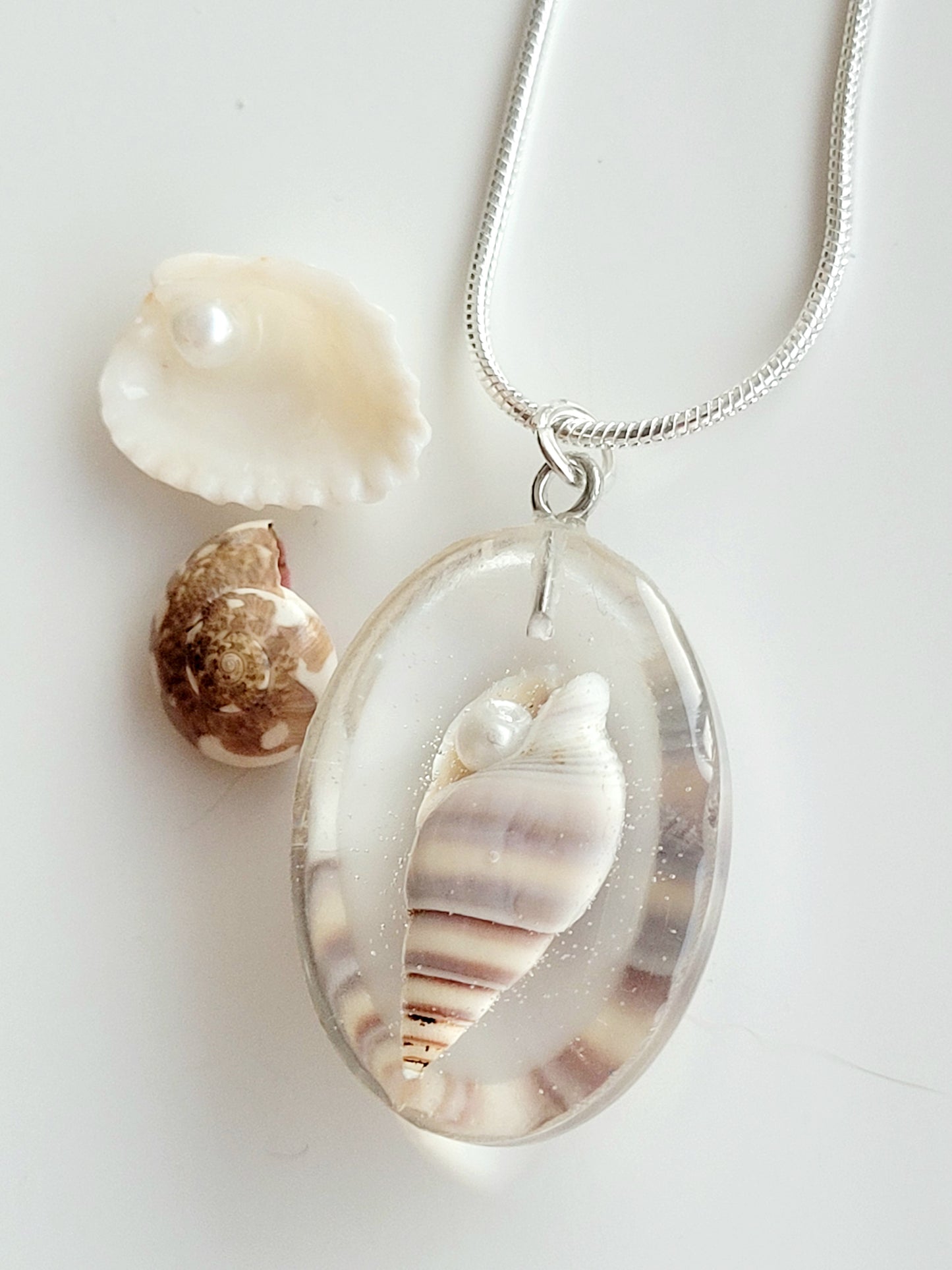 Sea shell necklace