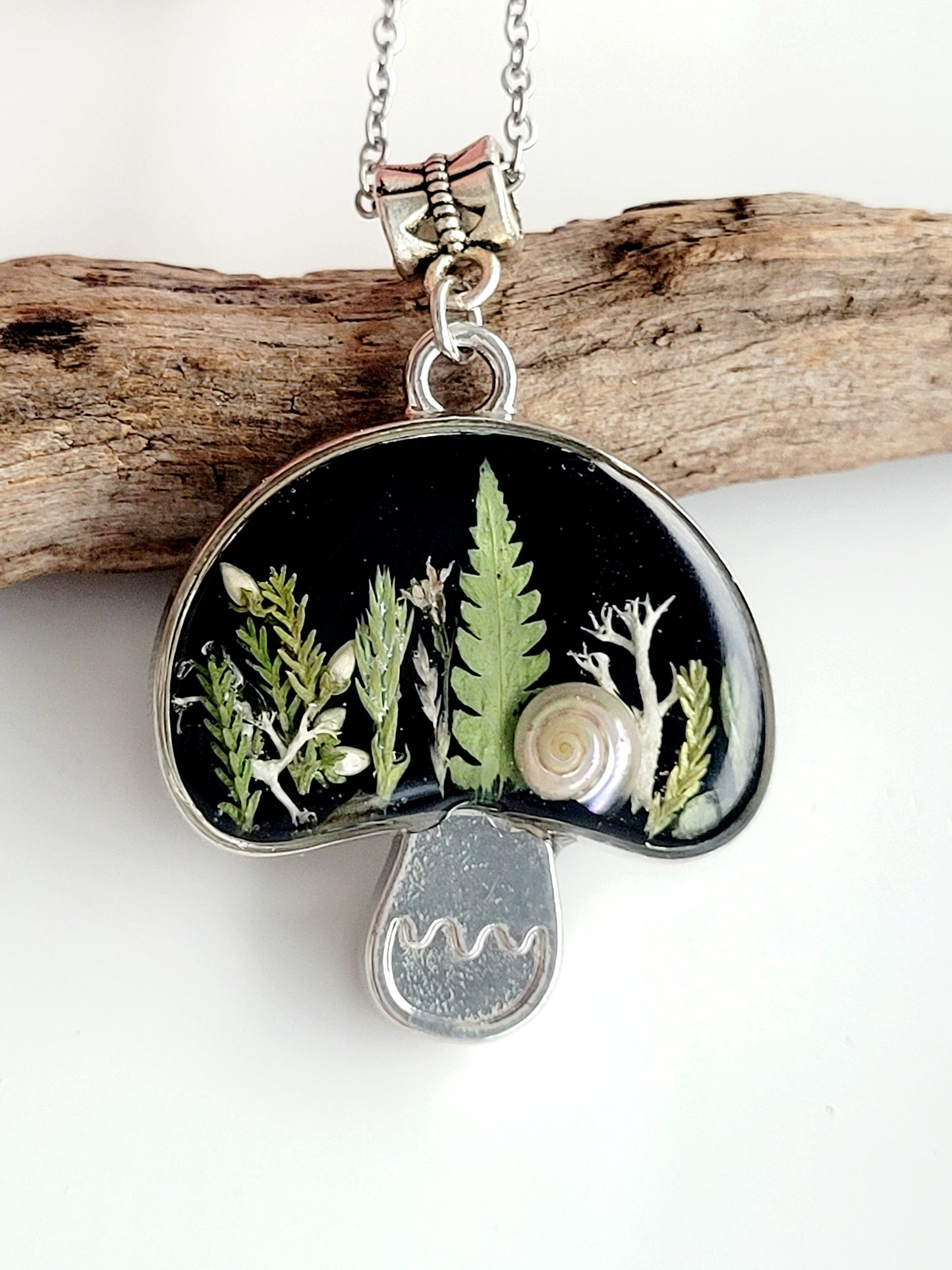 Botanical, handcrafted mushroom necklace with genuine fern and snail shell. Mothers day gift. Giftf or her. Unique Gift. Cottage core jewelry