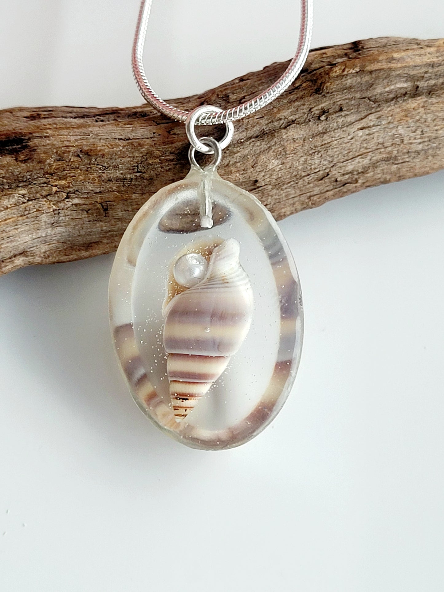 Sea shell necklace