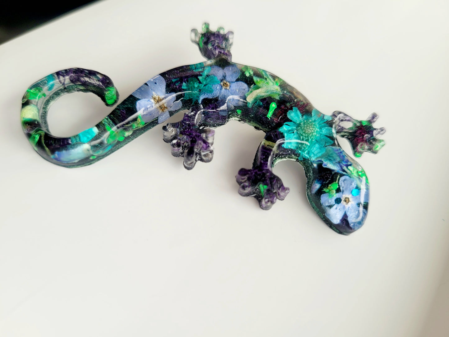Botanical handcrafted lizard brooch with genuine genista and foget me not flowers, moss