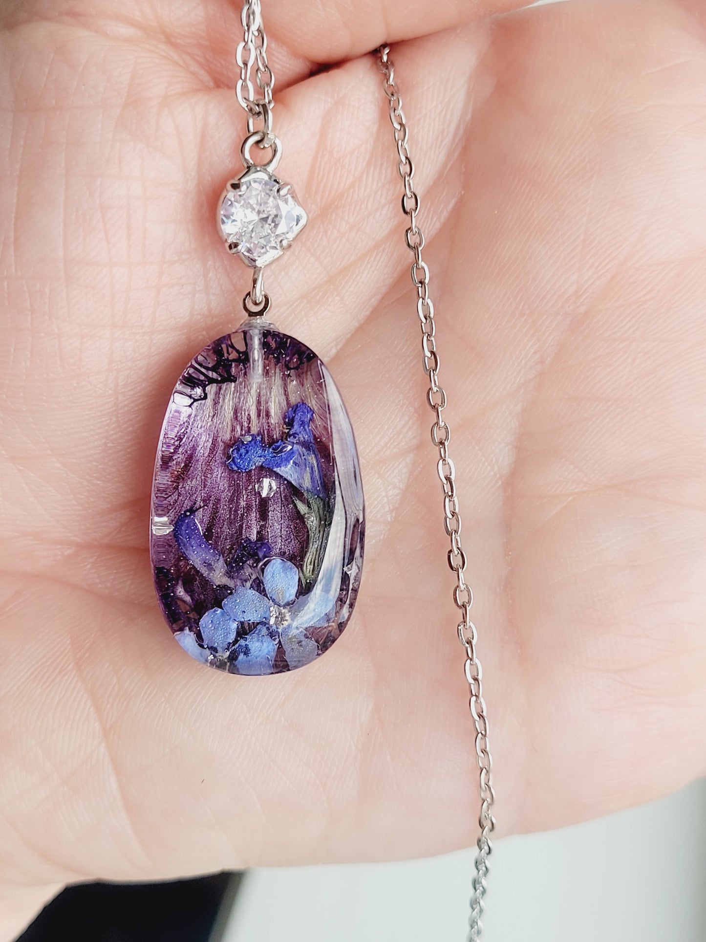 Handcrafted astroemeria necklace with real astroemeria petal and foget me not flowers. One-of-a-kind necklace and special gift