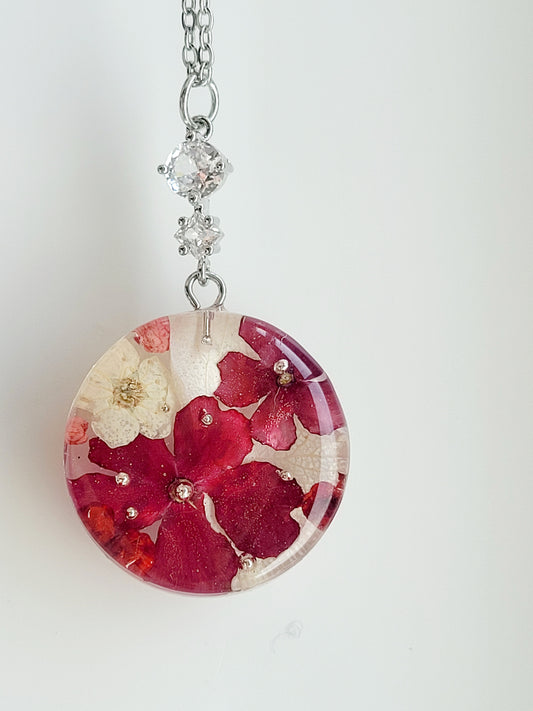 Handcrafted necklace with real wildflowers, one-of-a-kind necklace and special gift for her