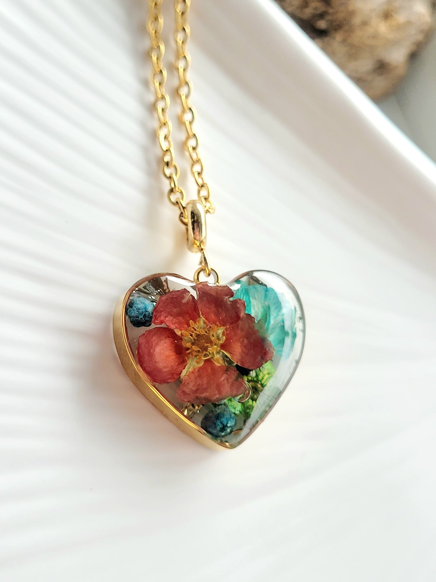 Botanical heart necklace with real genuine wildflowers. Giftf or her. Handcrafted real flower jewelry