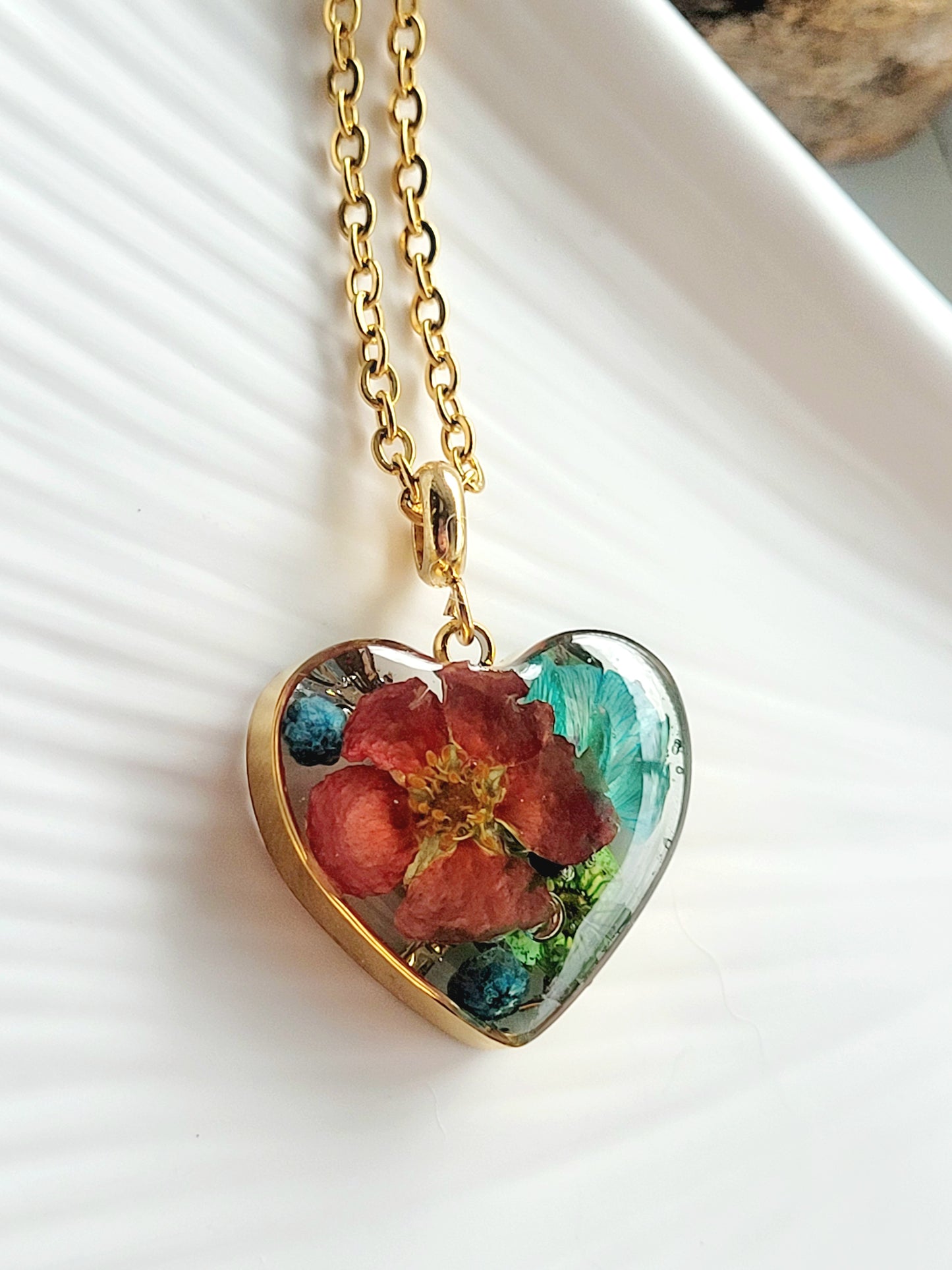Botanical heart necklace with real genuine wildflowers. Giftf or her. Handcrafted real flower jewelry