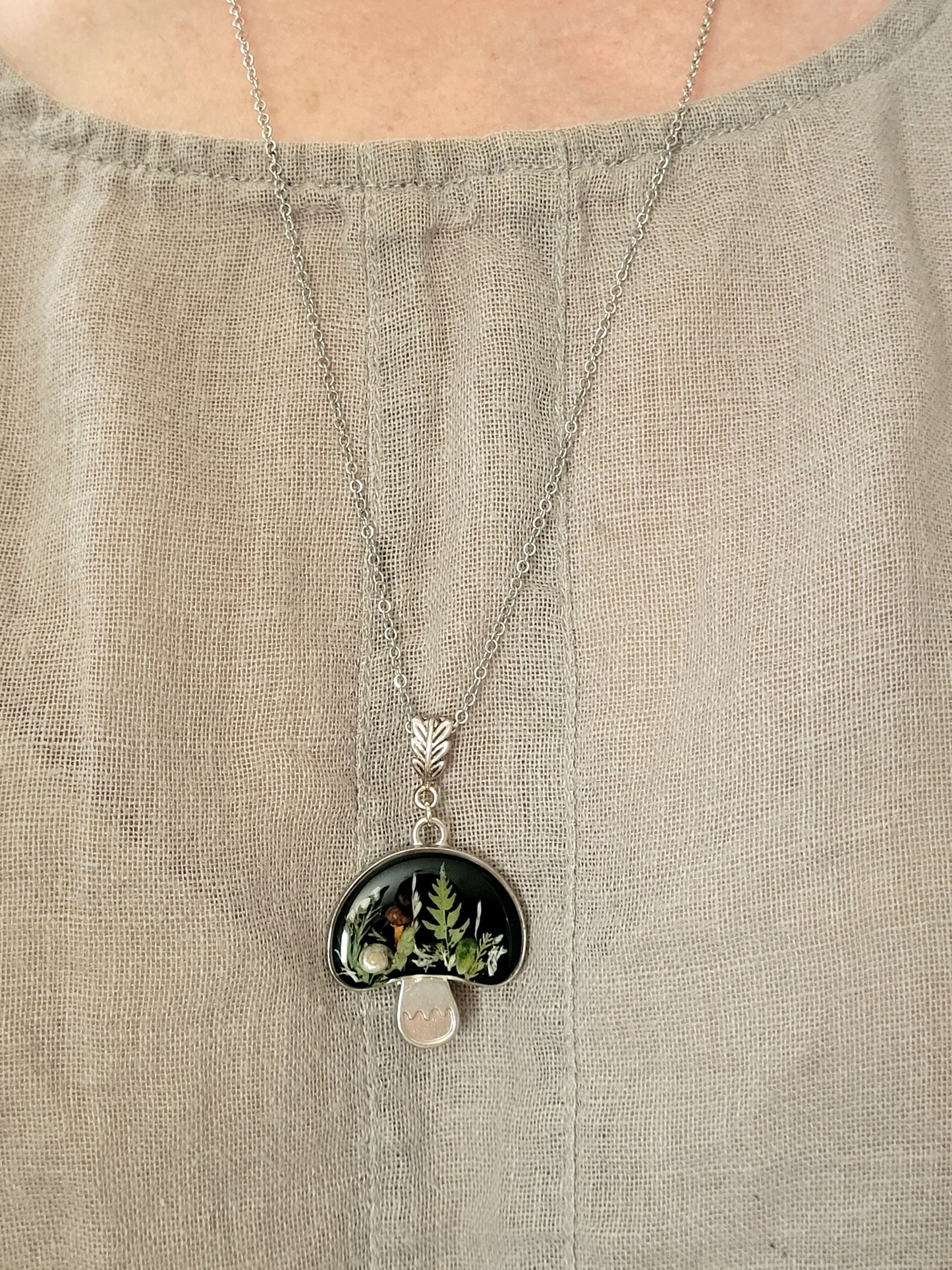Botanical, handcrafted mushroom necklace with genuine fern and snail shell. Mothers day gift. Giftf or her. Unique Gift. Cottage core jewelry