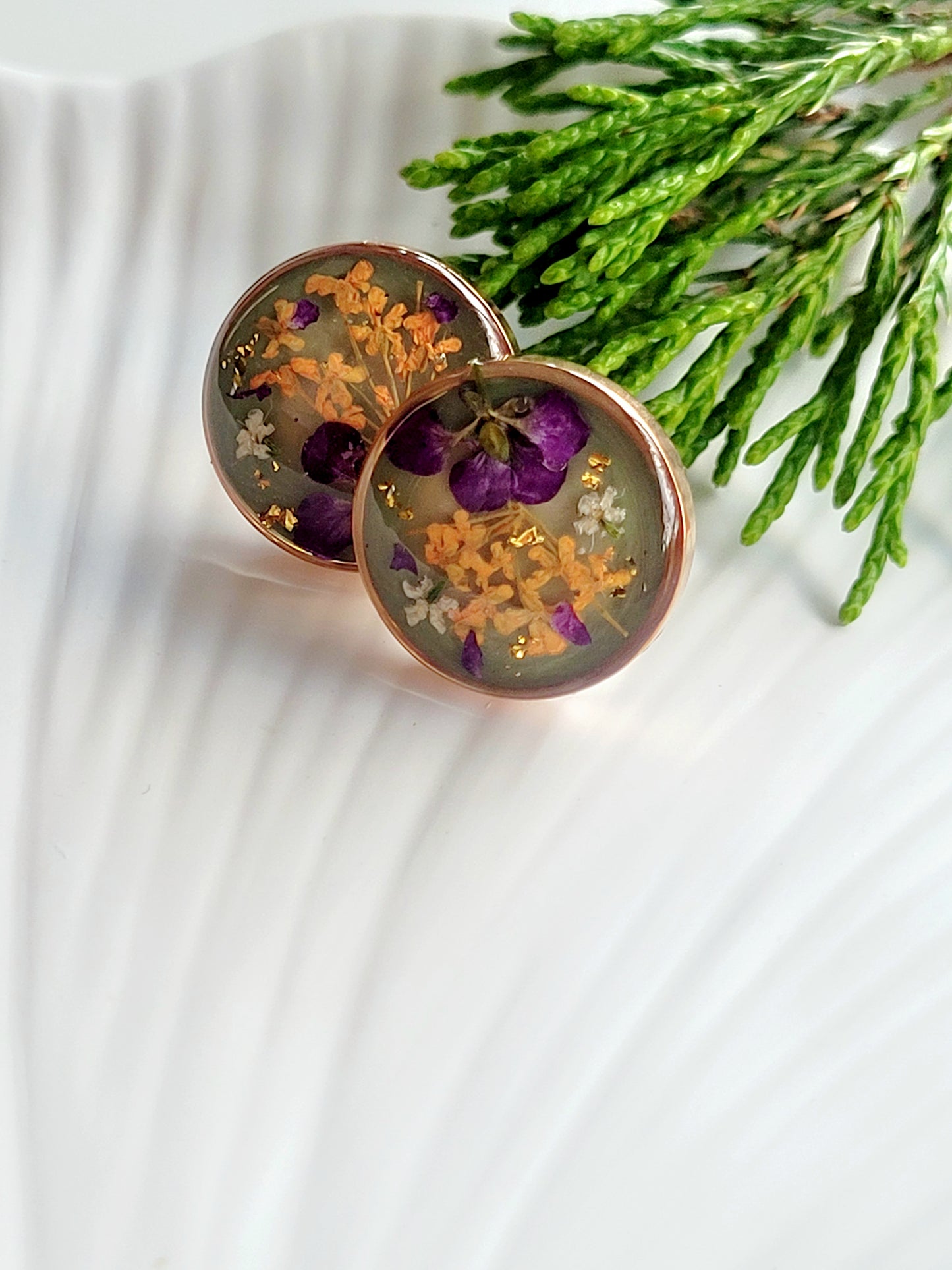 Orange and purple flower studs. Genuine wildflower studs. Pressed flower earrings. Handcrafted studs with real flowers