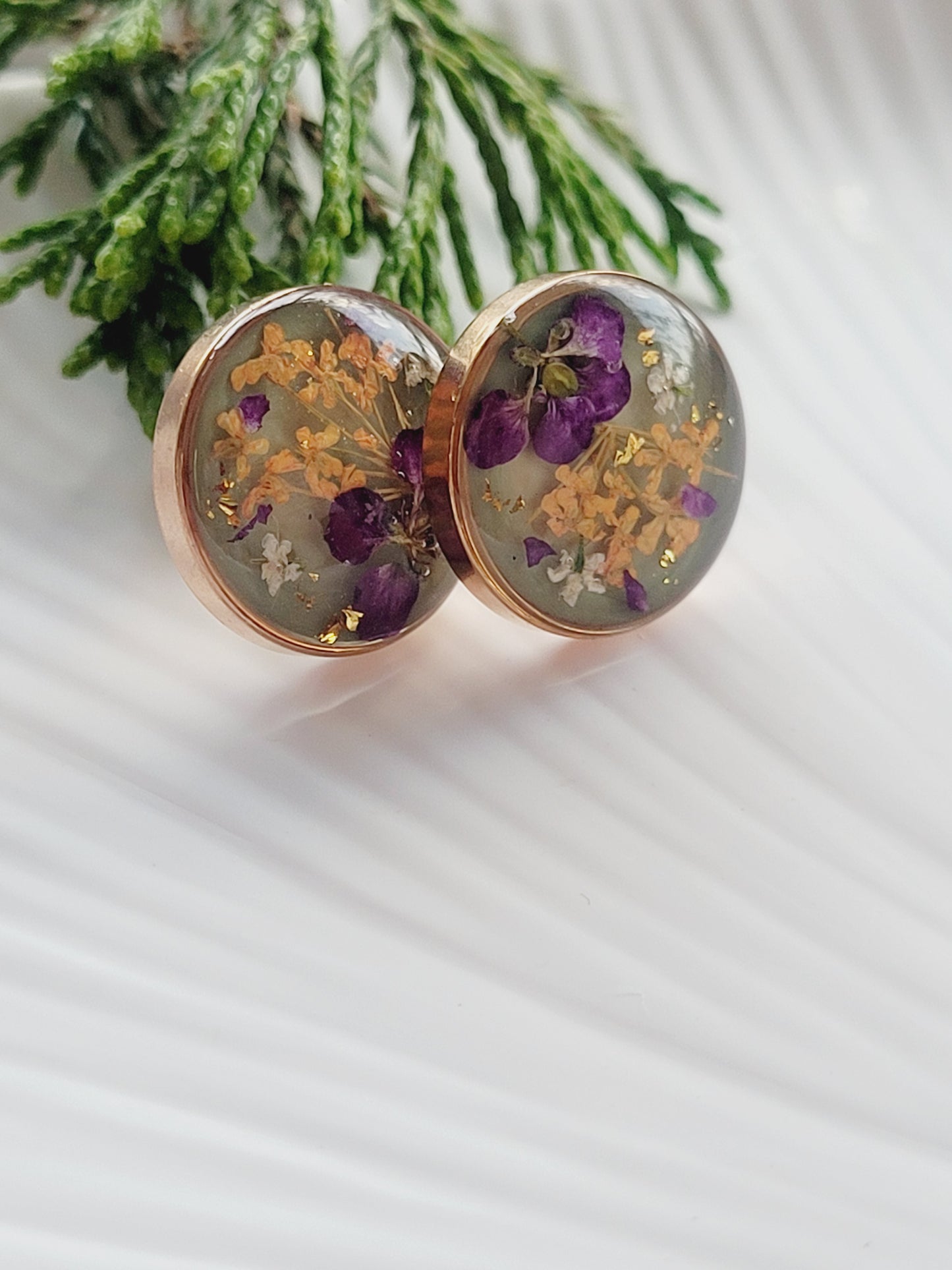 Orange and purple flower studs. Genuine wildflower studs. Pressed flower earrings. Handcrafted studs with real flowers