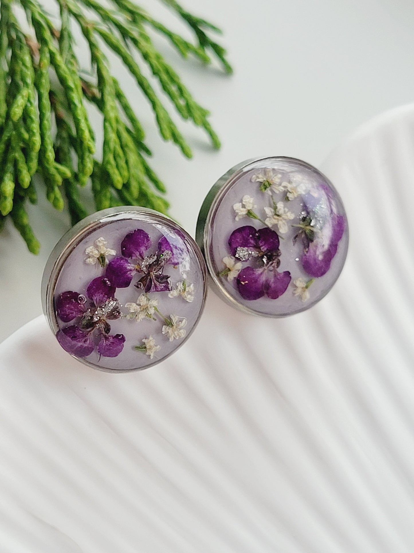 Purple Flower studs. Genuine wildflower studs. Pressed flower earrings. Handcrafted studs with real flowers