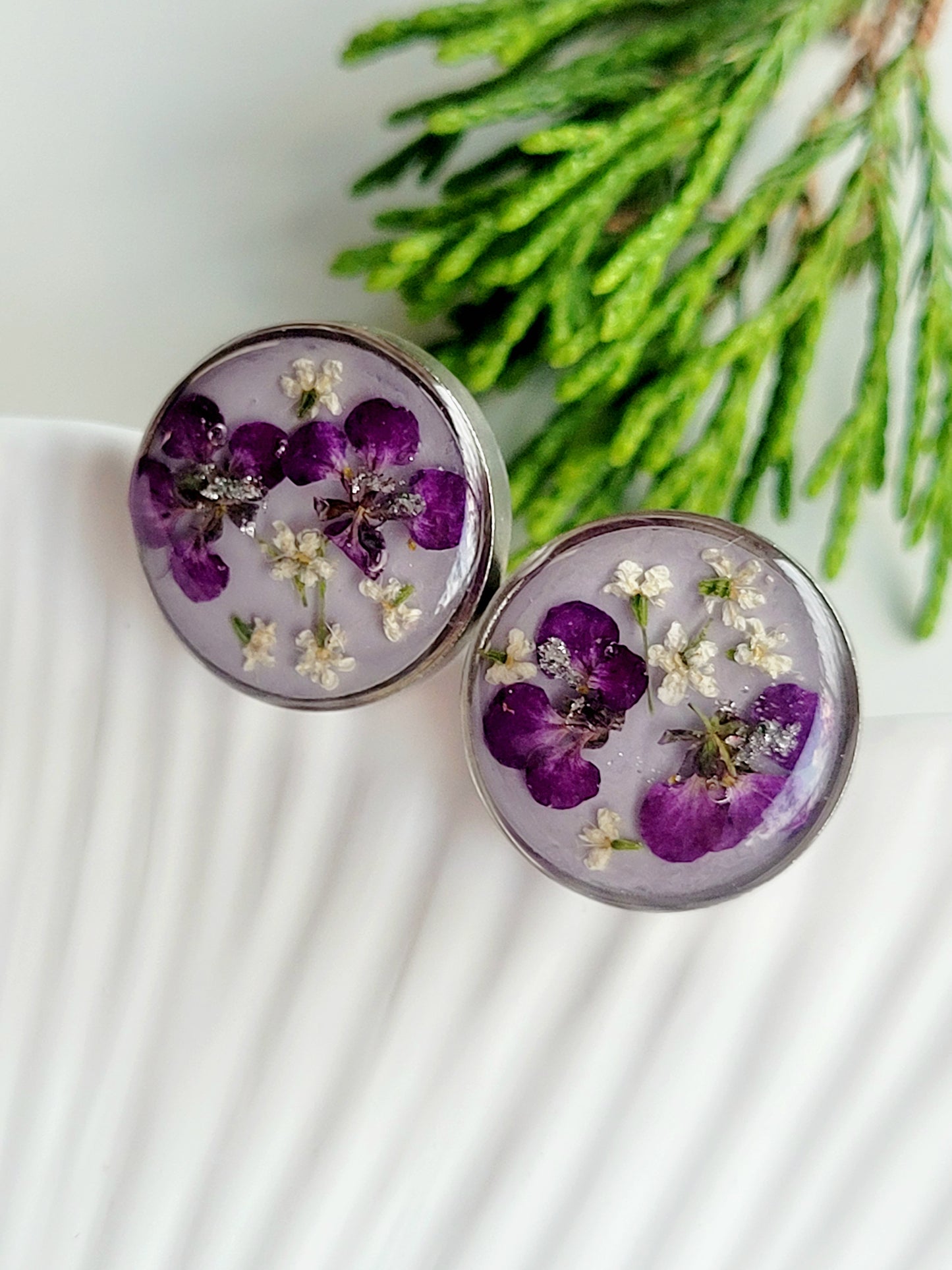 Purple Flower studs. Genuine wildflower studs. Pressed flower earrings. Handcrafted studs with real flowers