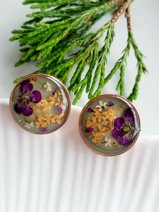 Orange and purple flower studs. Genuine wildflower studs. Pressed flower earrings. Handcrafted studs with real flowers