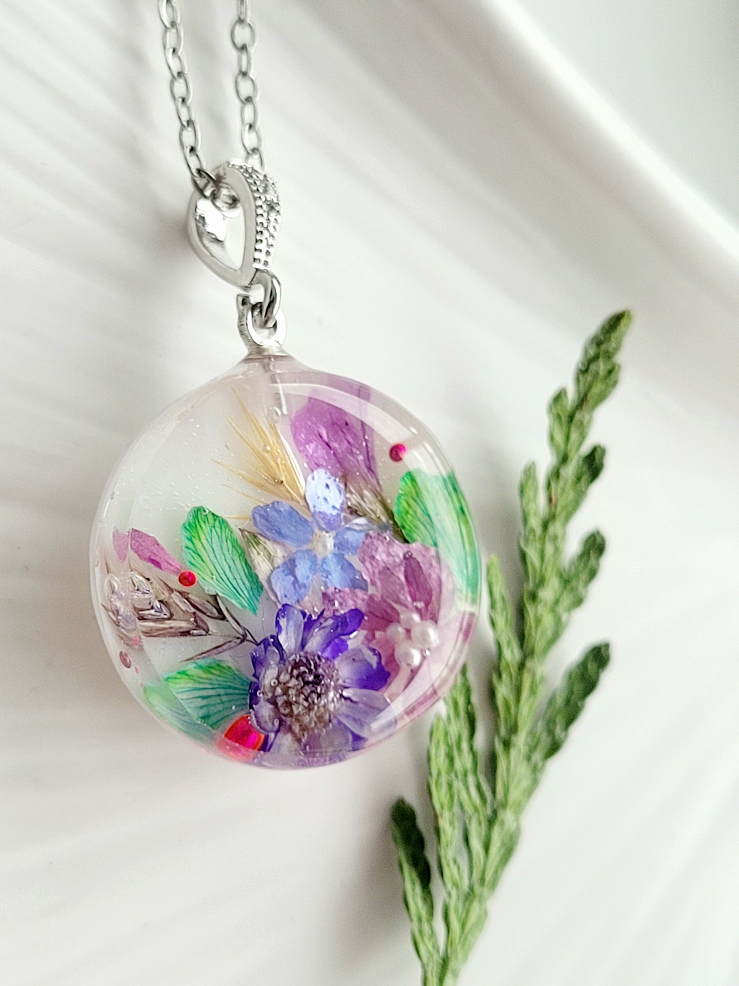 Blooming Meadow Pendant. Botanical necklace with real flowers