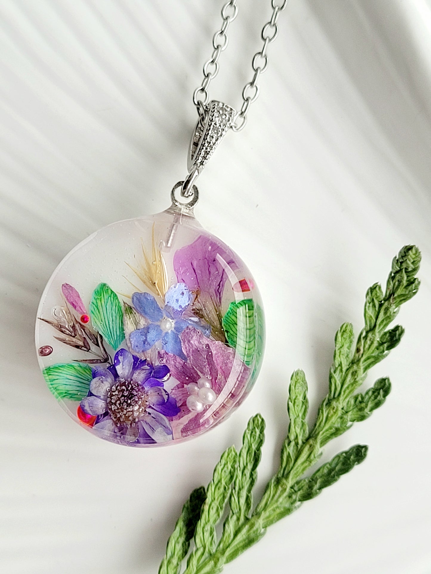 Blooming Meadow Pendant. Botanical necklace with real flowers
