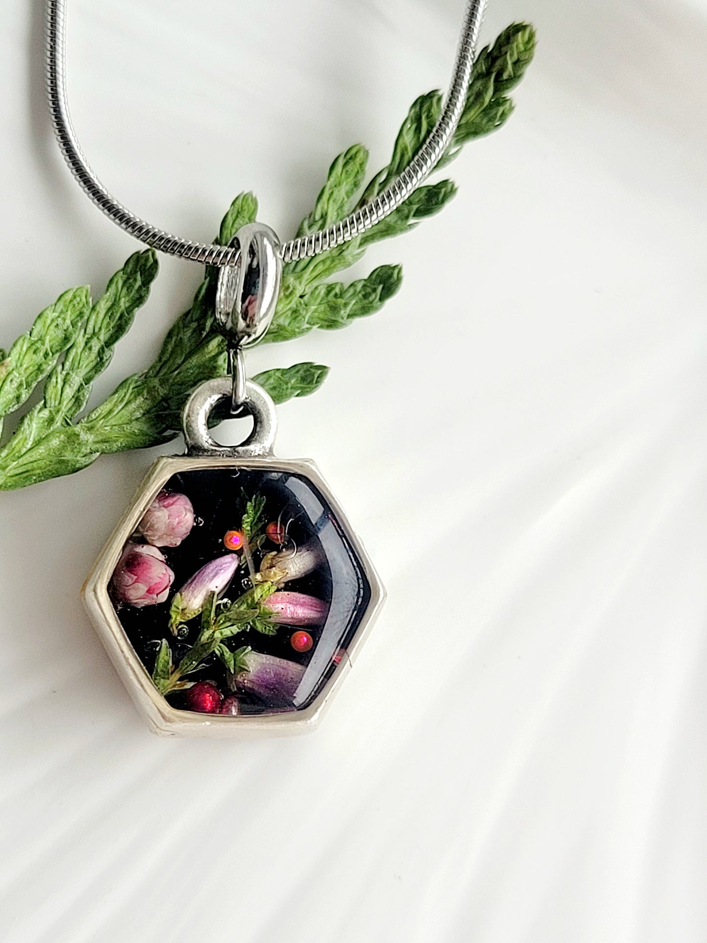 Delicate real heather flower Necklace – Minimalist jewelry.