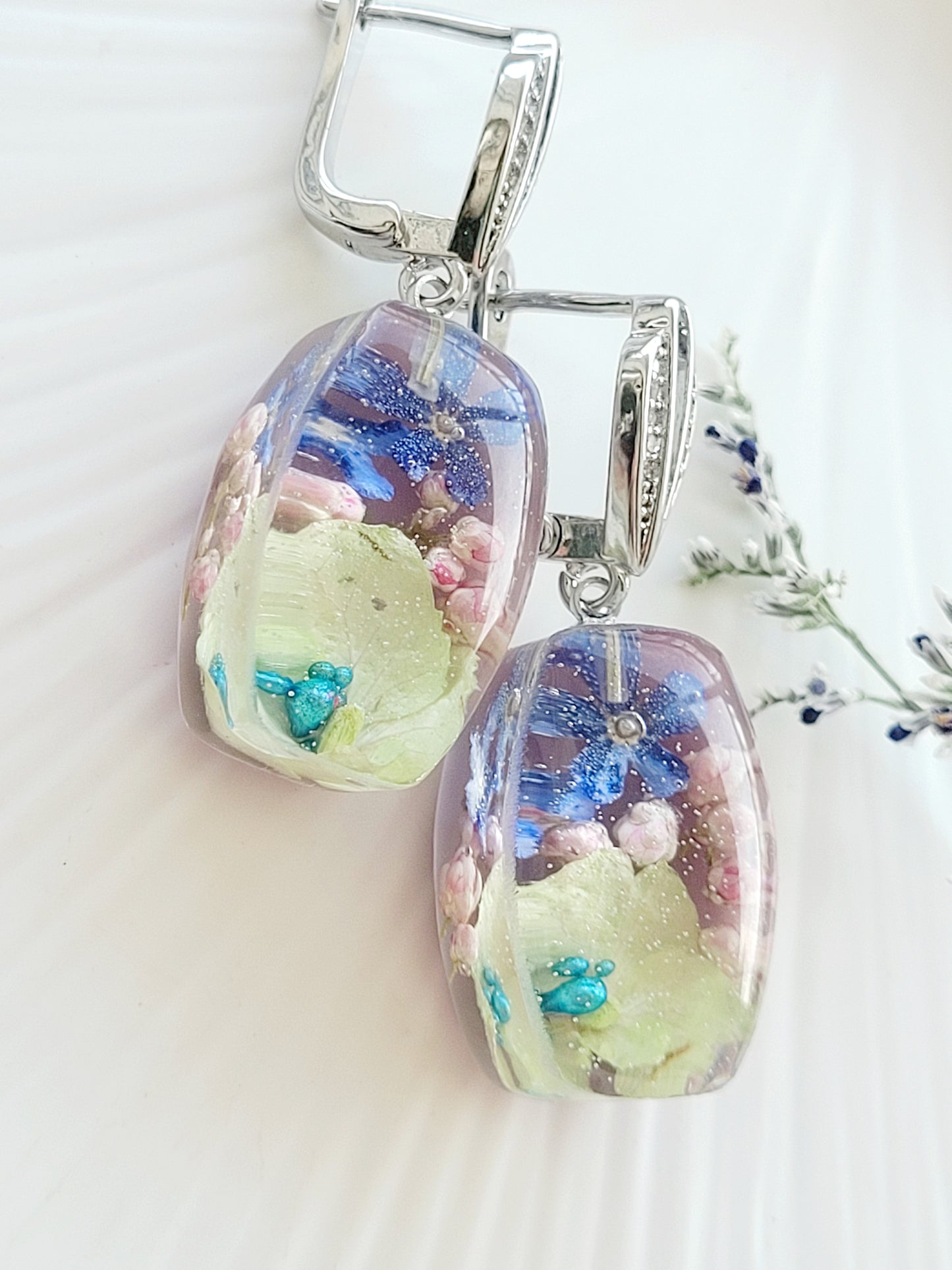 Feminine earrings with genuine hydrangea and forget-me-not
