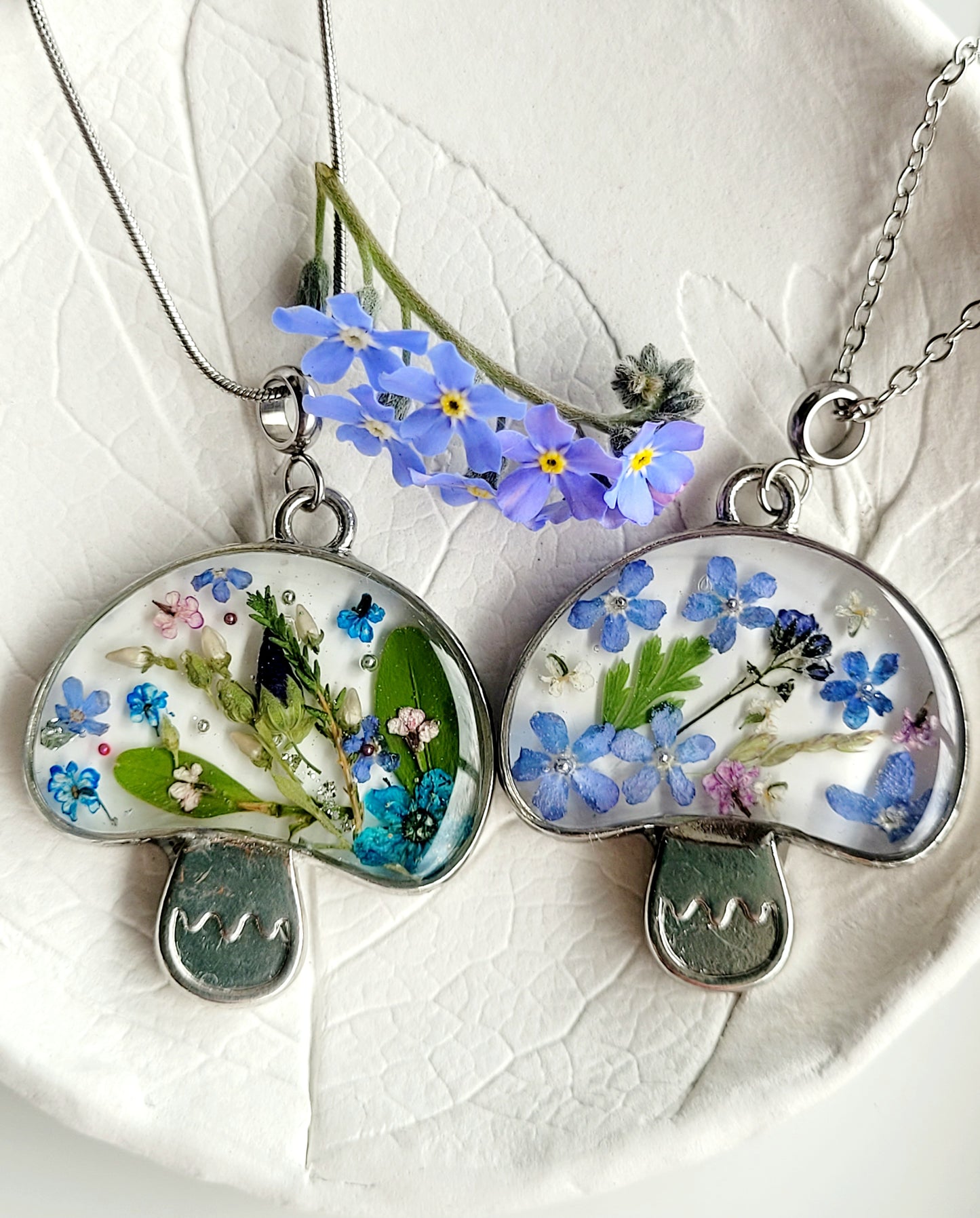 Botanical floral necklace with genuine wildflowers