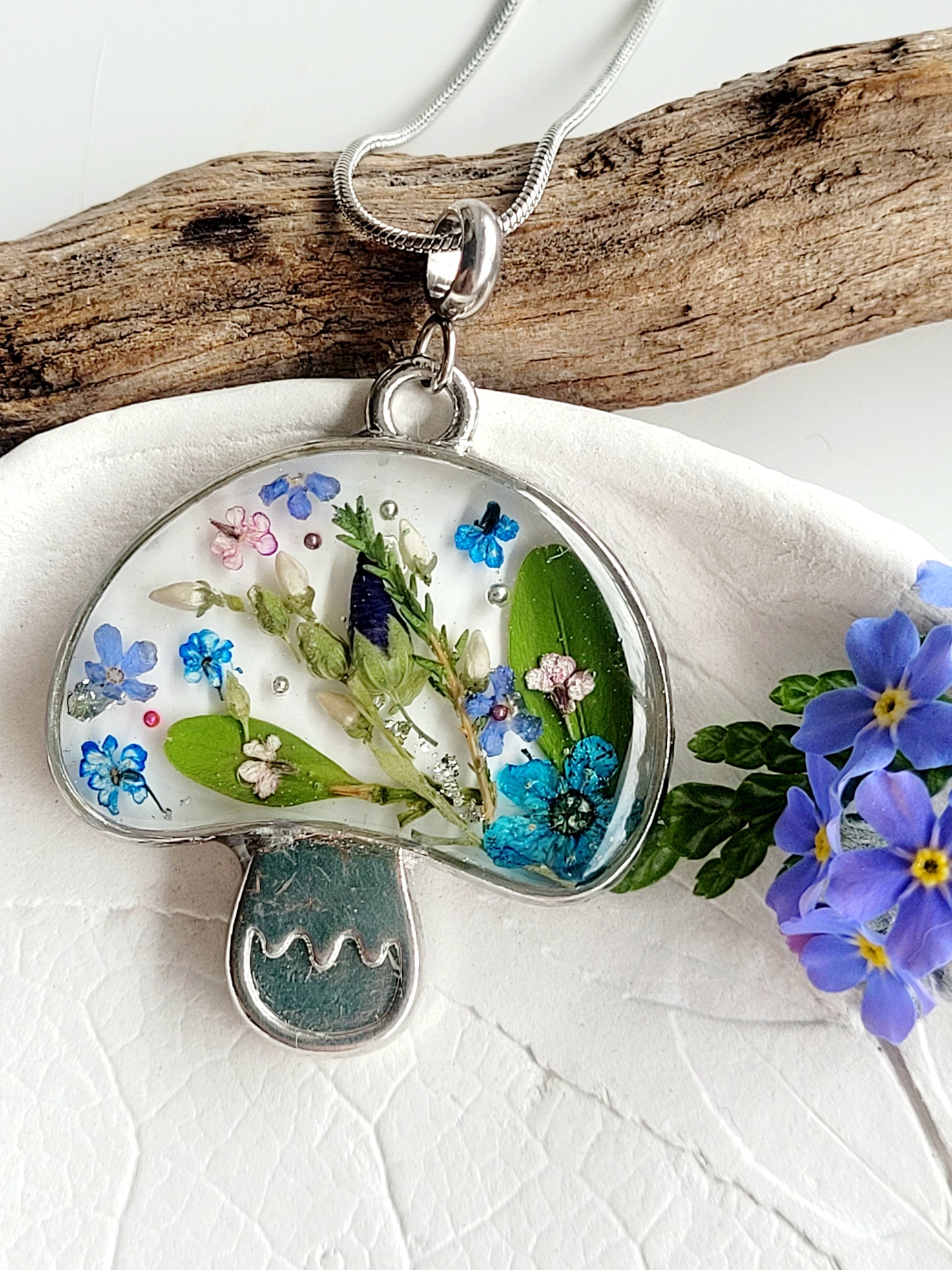Botanical floral necklace with genuine wildflowers