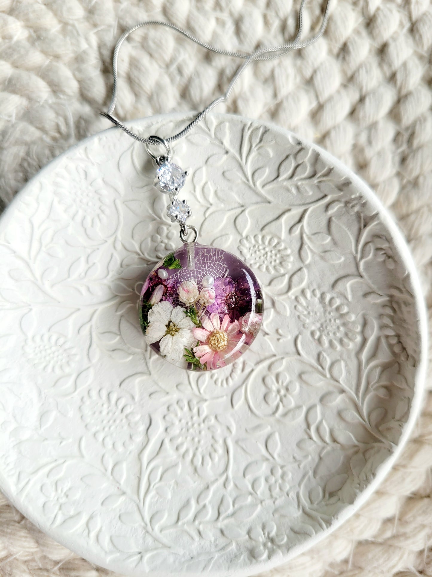 Blooming Meadow Pendant. Botanical necklace with real flowers