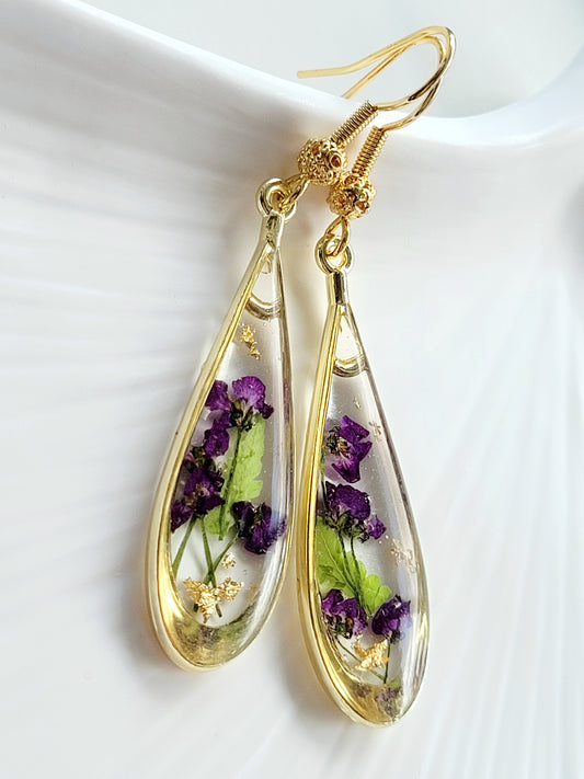Purple Botanical, handcrafted earrings with real genuine wildflowers. Giftf or her. Unique Gift. Cottage core earrings tear-drop earrings