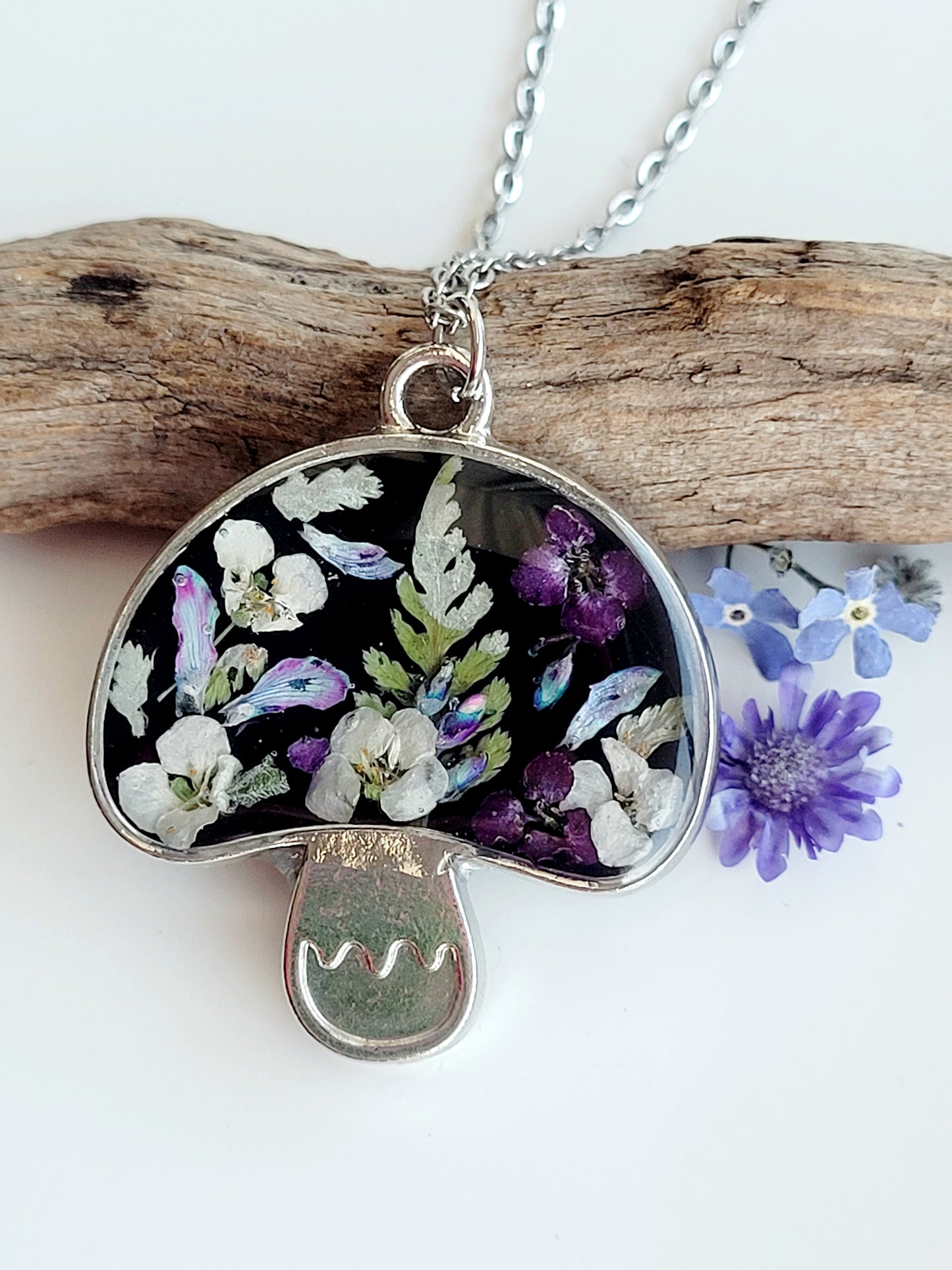 Botanical floral necklace with genuine wildflowers