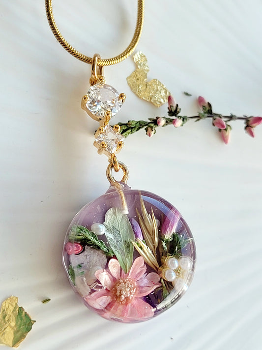 Blooming Meadow Pendant. Botanical necklace with real flowers