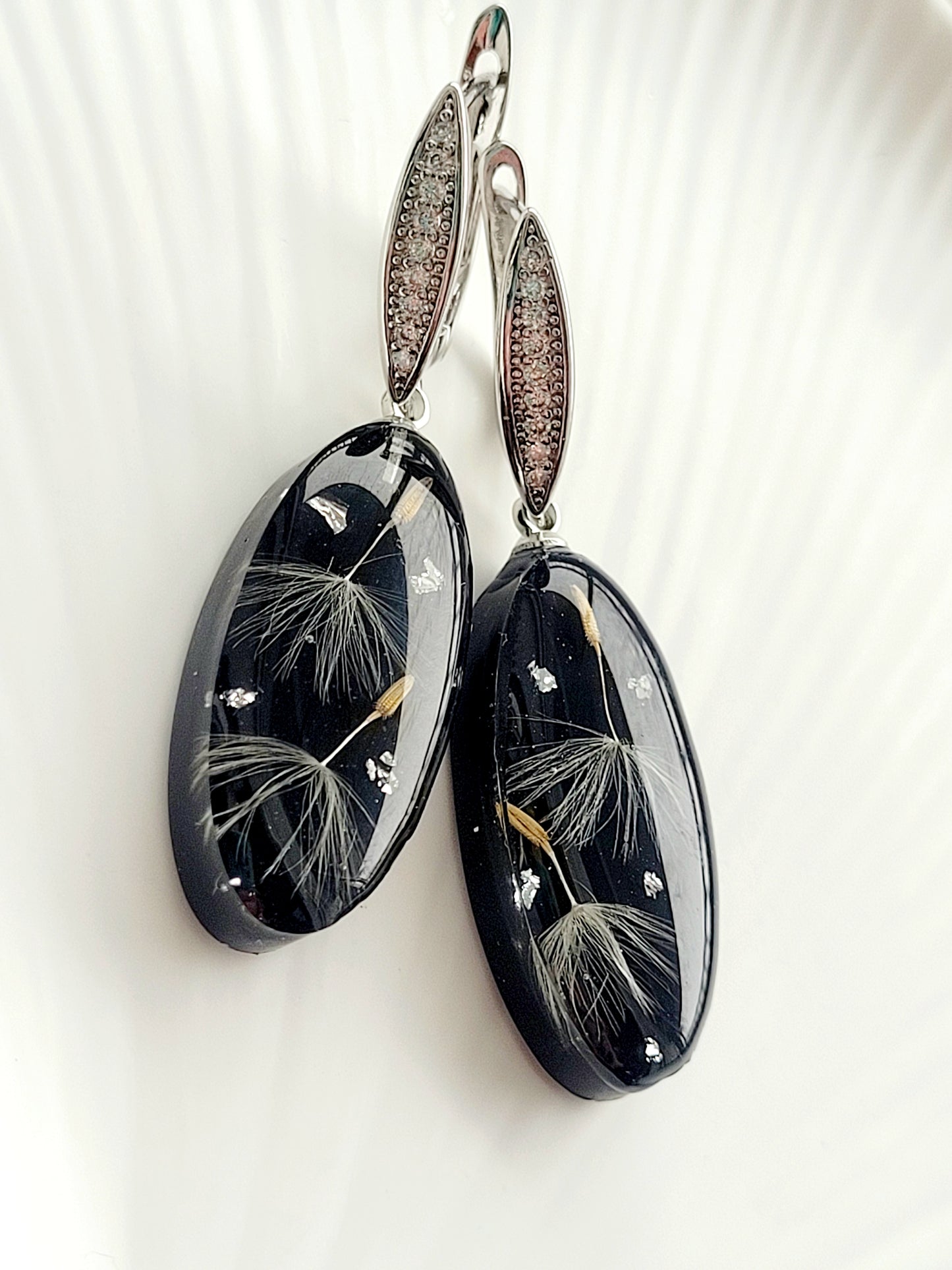 Dandelion seed elegant earrings