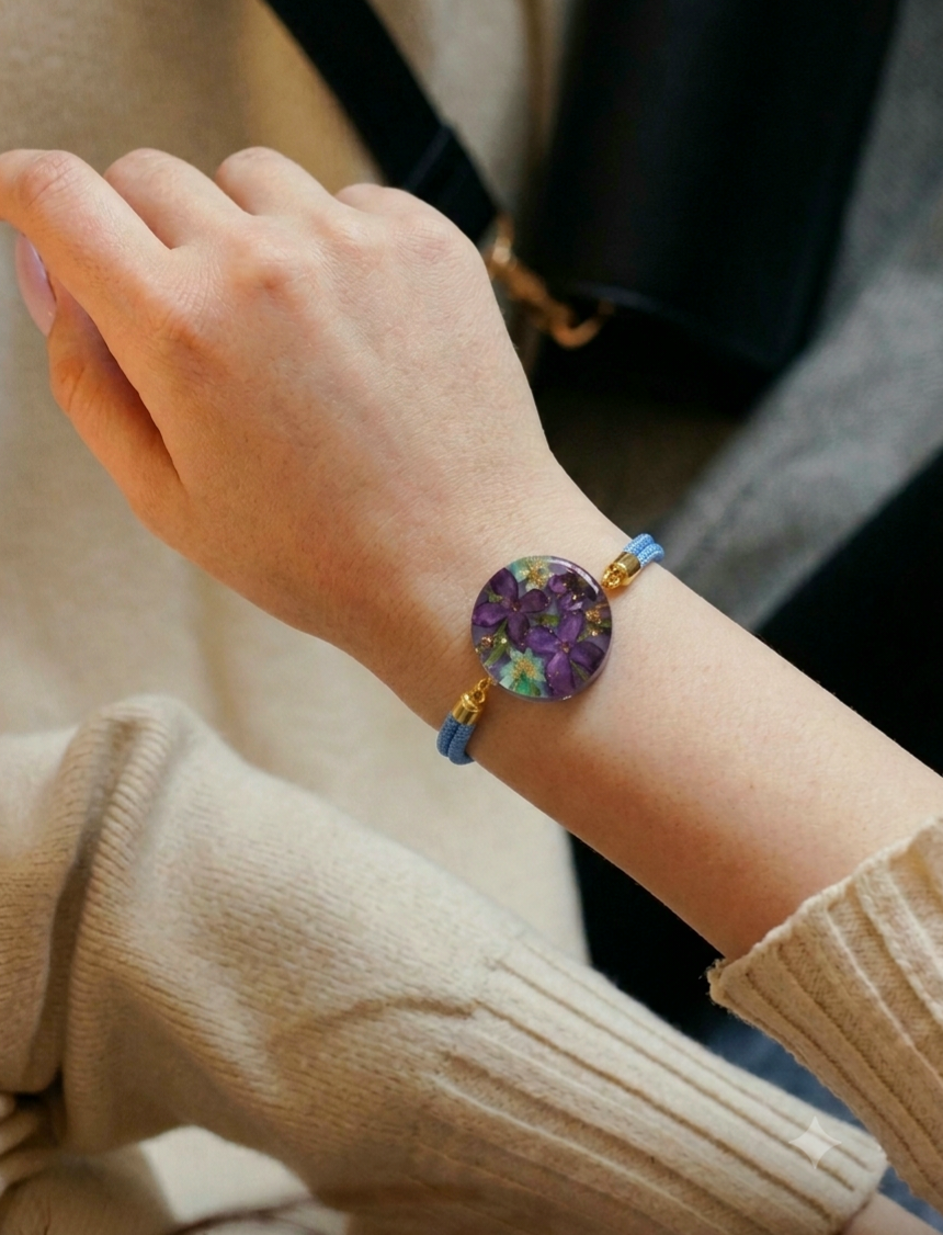 Lilac bracelet. Real Lilac floral bracelet