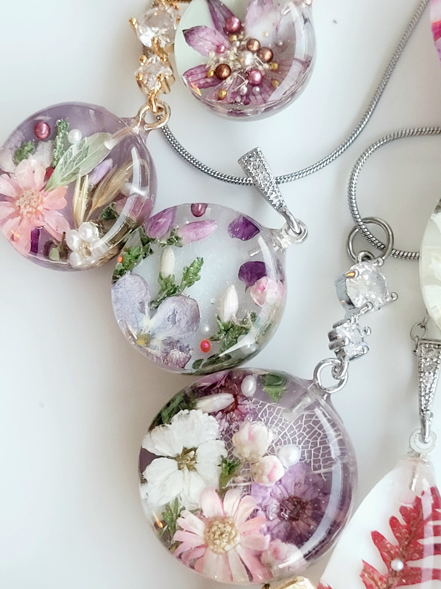 Blooming Meadow Pendant. Botanical necklace with real flowers