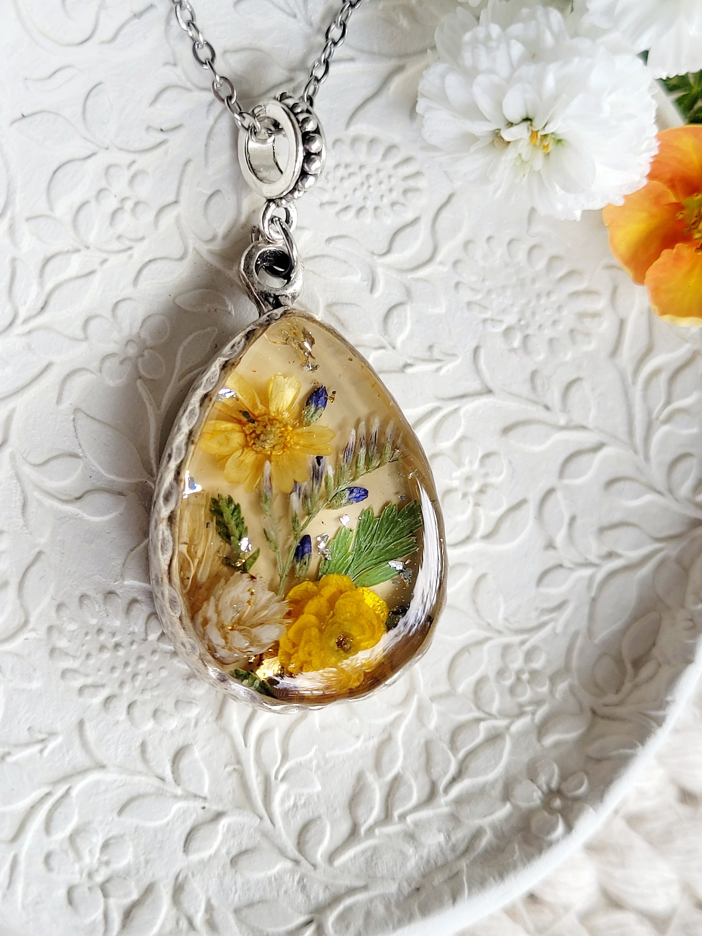 Buttercup necklace