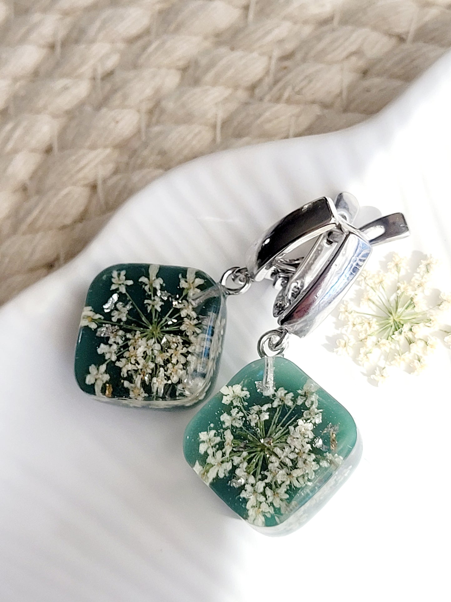 Queen Anne's Lace flower earrings