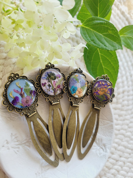 Floral book mark