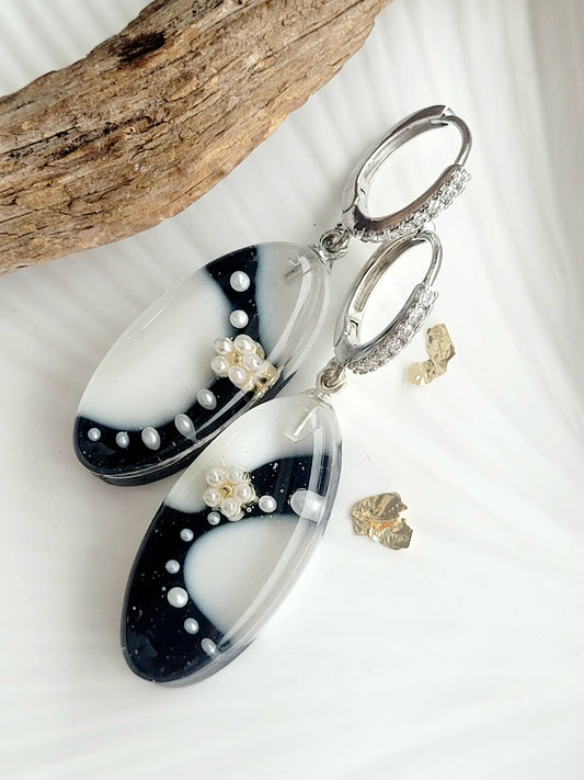 Black and white elegant earrings