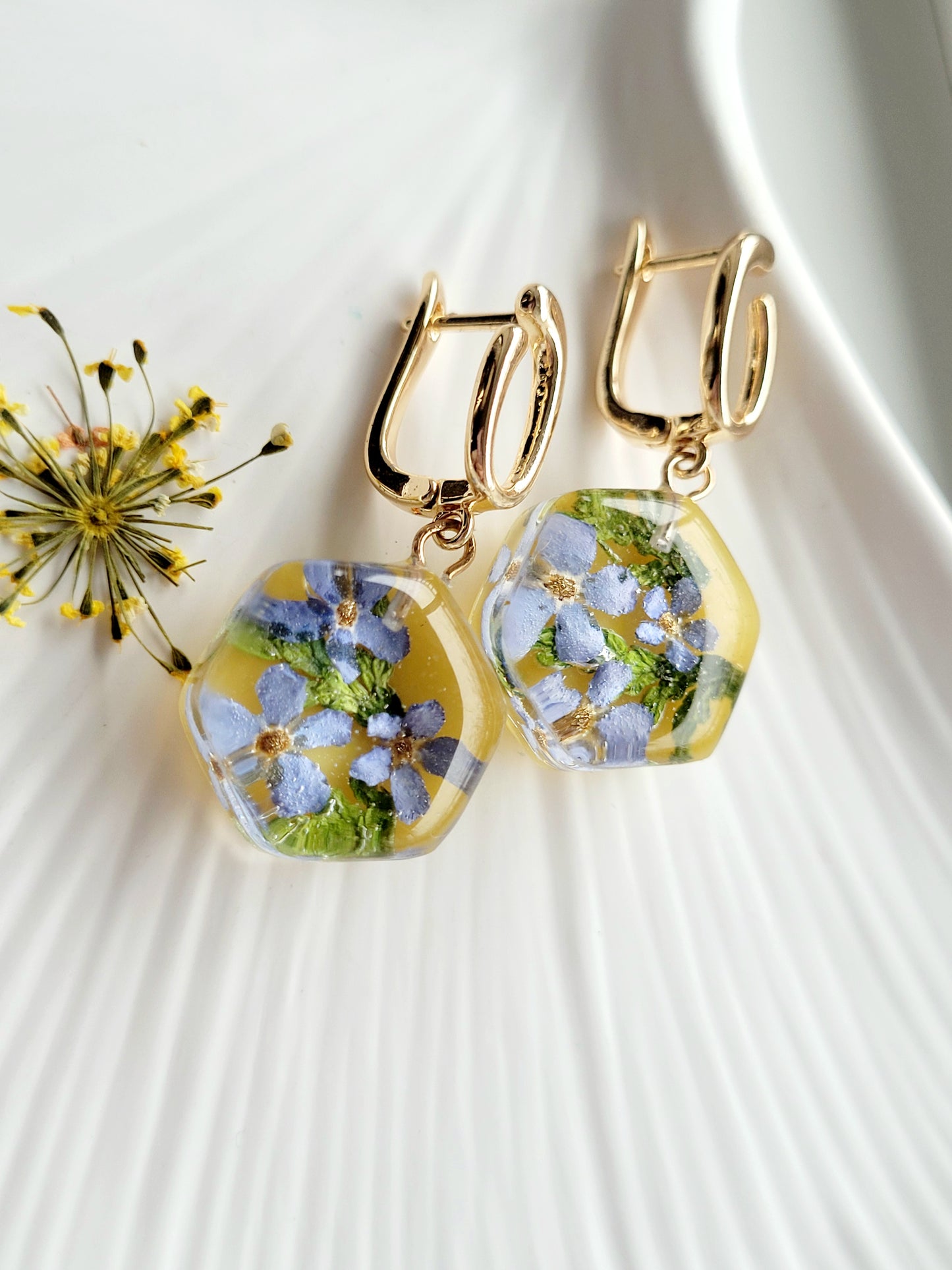 Botanical, handcrafted earrings with real foget me not flowers. Unique Gift. Cottage core teal earrings. Unique Canadian jewelry