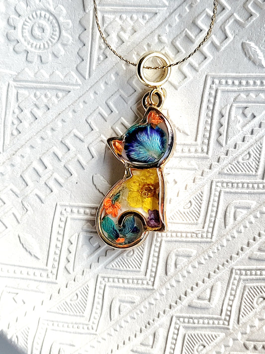 Real flower cat necklace. Kitten charm. Little girl pendant