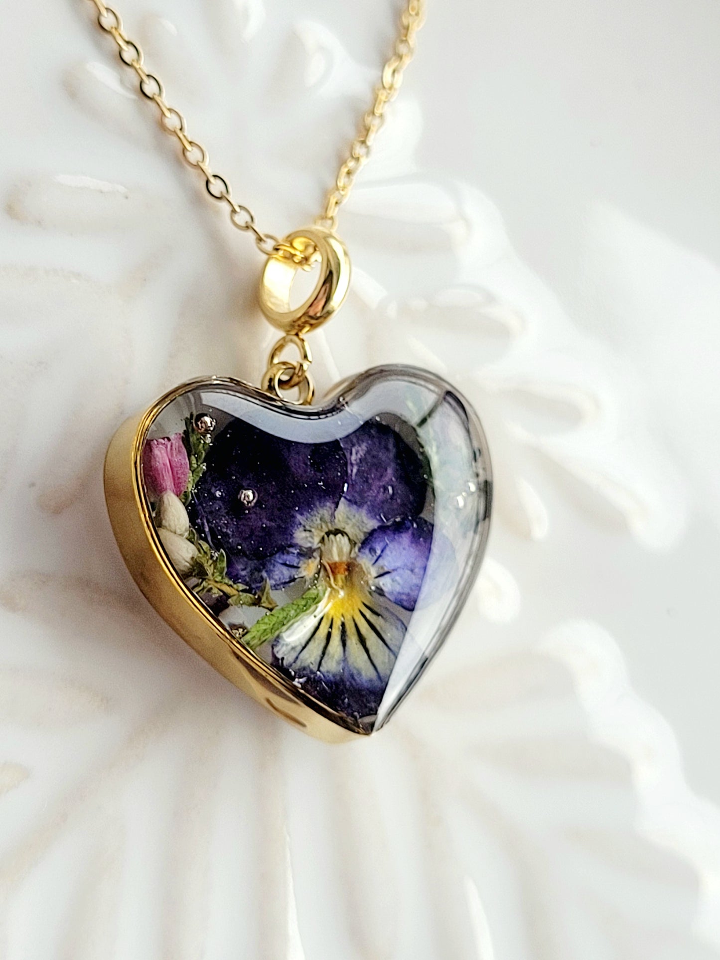 Pansy flower heart necklace